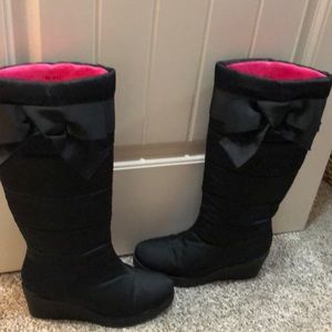 Kate Spade black winter wedge boots size 8.5 LN